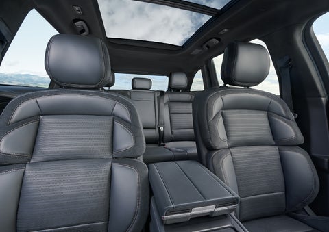 The spacious second row and available panoramic Vista Roof® is shown. | Northgate Lincoln in Port Huron MI