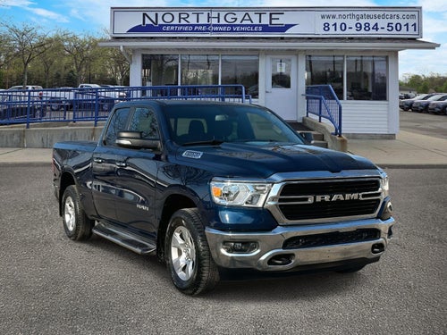 2019 RAM 1500 Big Horn/Lone Star 4x4 Quad Cab 6'4 Box