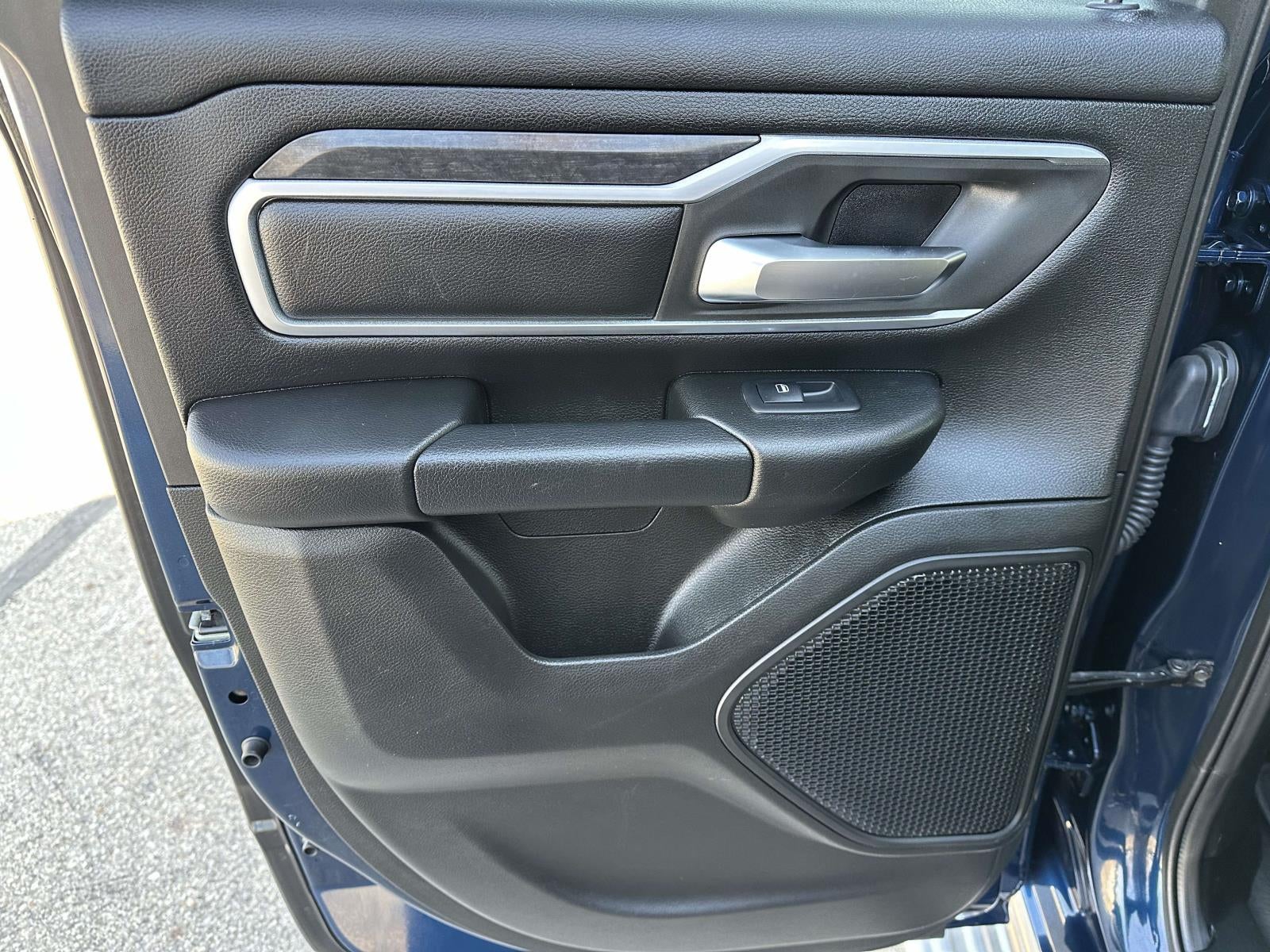 2019 RAM 1500 Big Horn/Lone Star 4x4 Quad Cab 6'4 Box