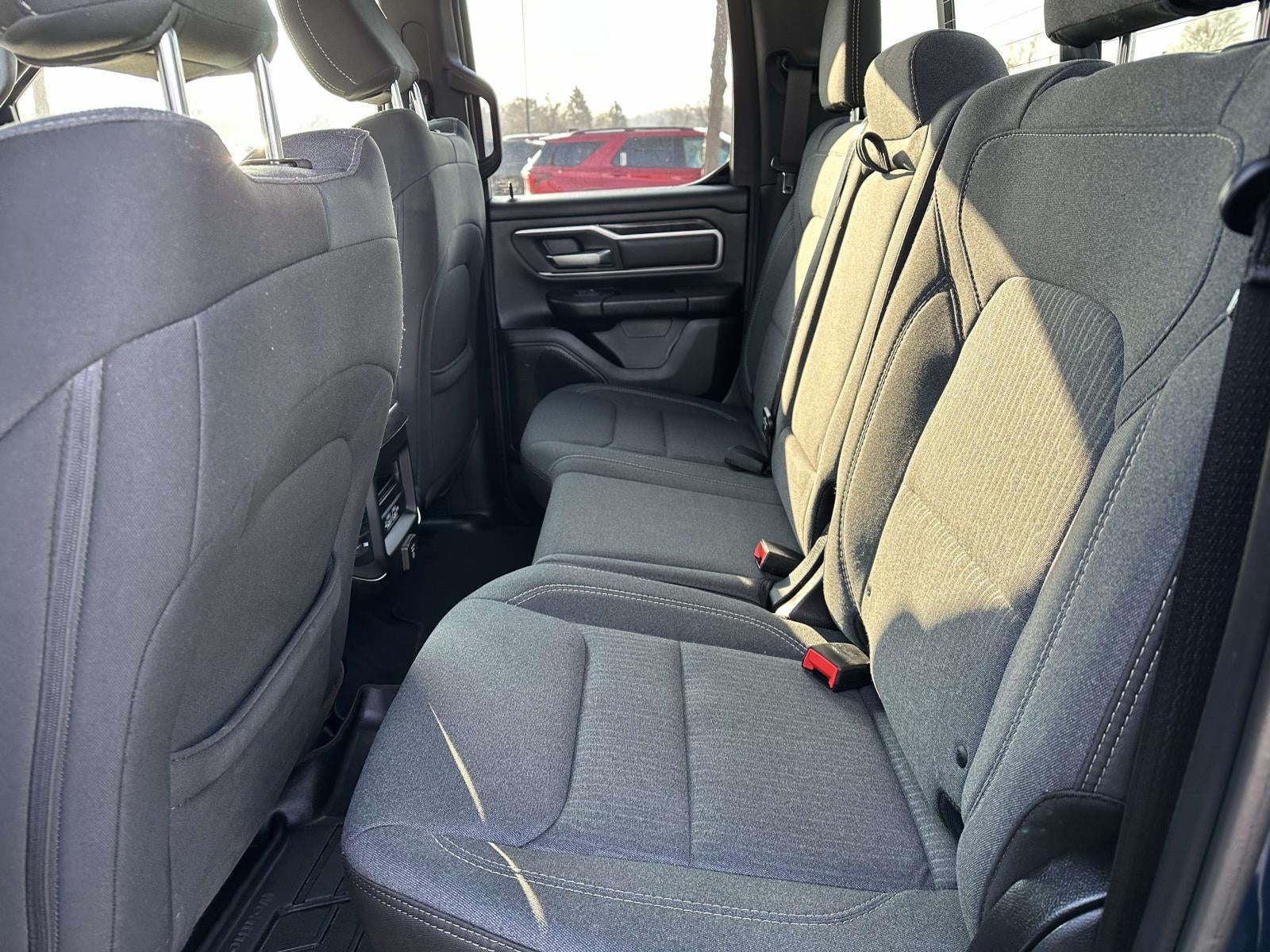 2019 RAM 1500 Big Horn/Lone Star 4x4 Quad Cab 6'4 Box