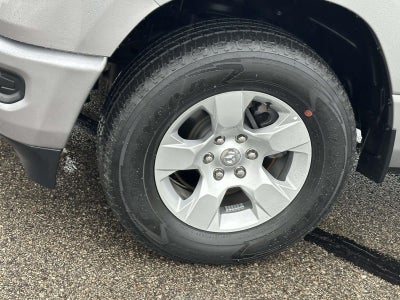 2023 RAM 1500 Big Horn 4x4 Quad Cab 6'4 Box