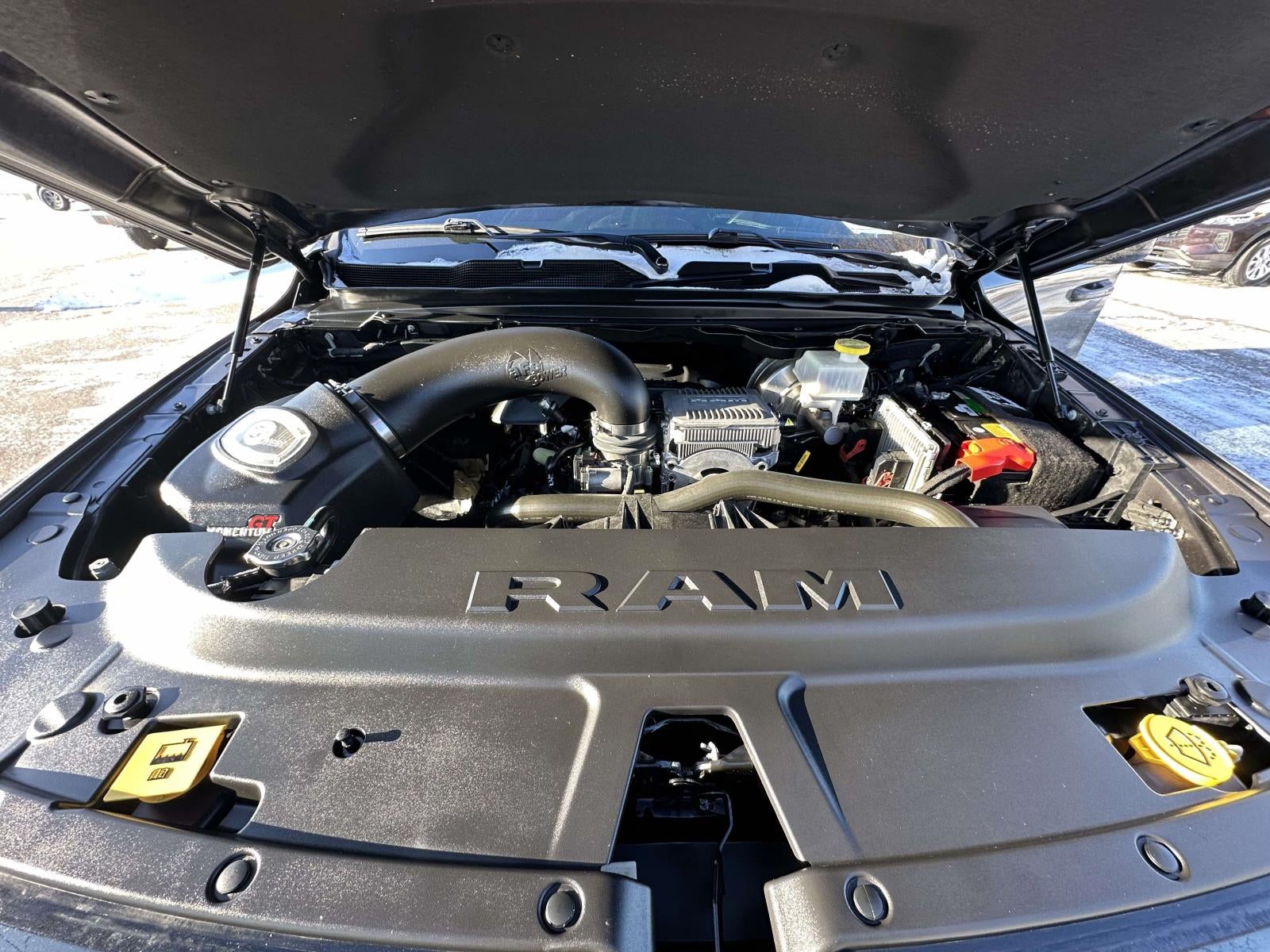 2021 RAM 1500 Laramie 4x4 Crew Cab 5'7 Box