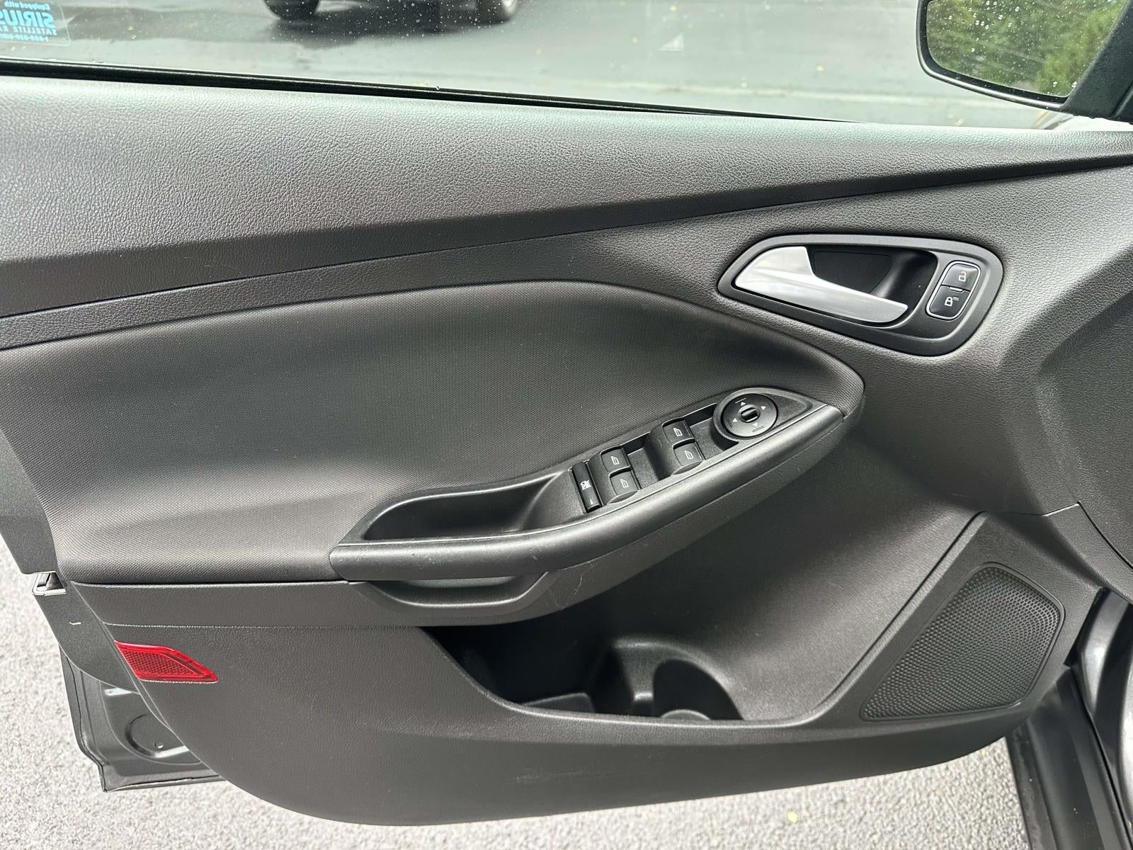 2016 Ford Focus 5dr HB SE