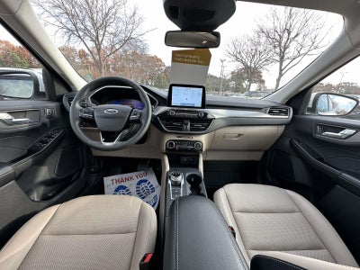 2022 Ford Escape Titanium AWD