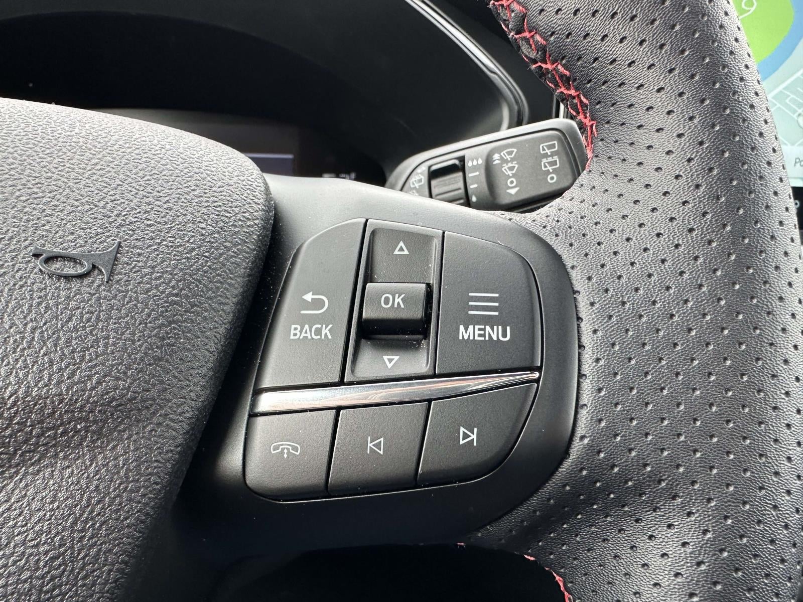 2026 Ford Escape ST-Line Select AWD