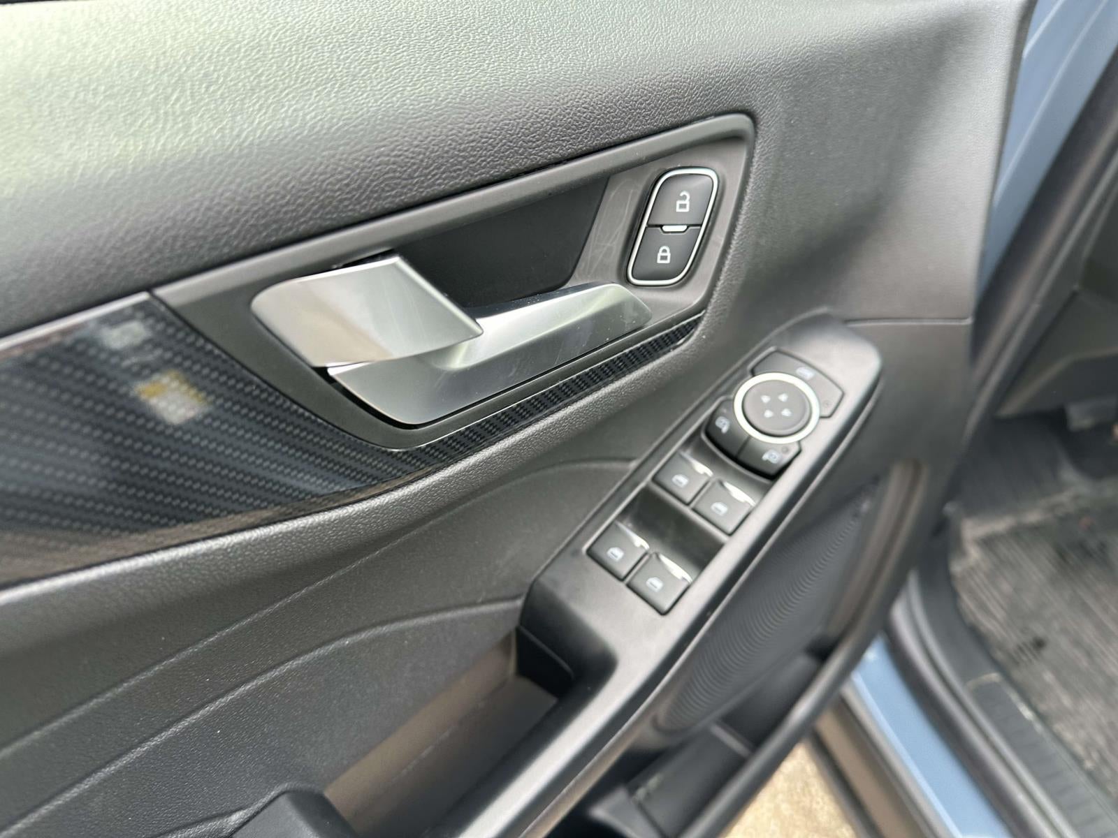 2026 Ford Escape ST-Line Select AWD