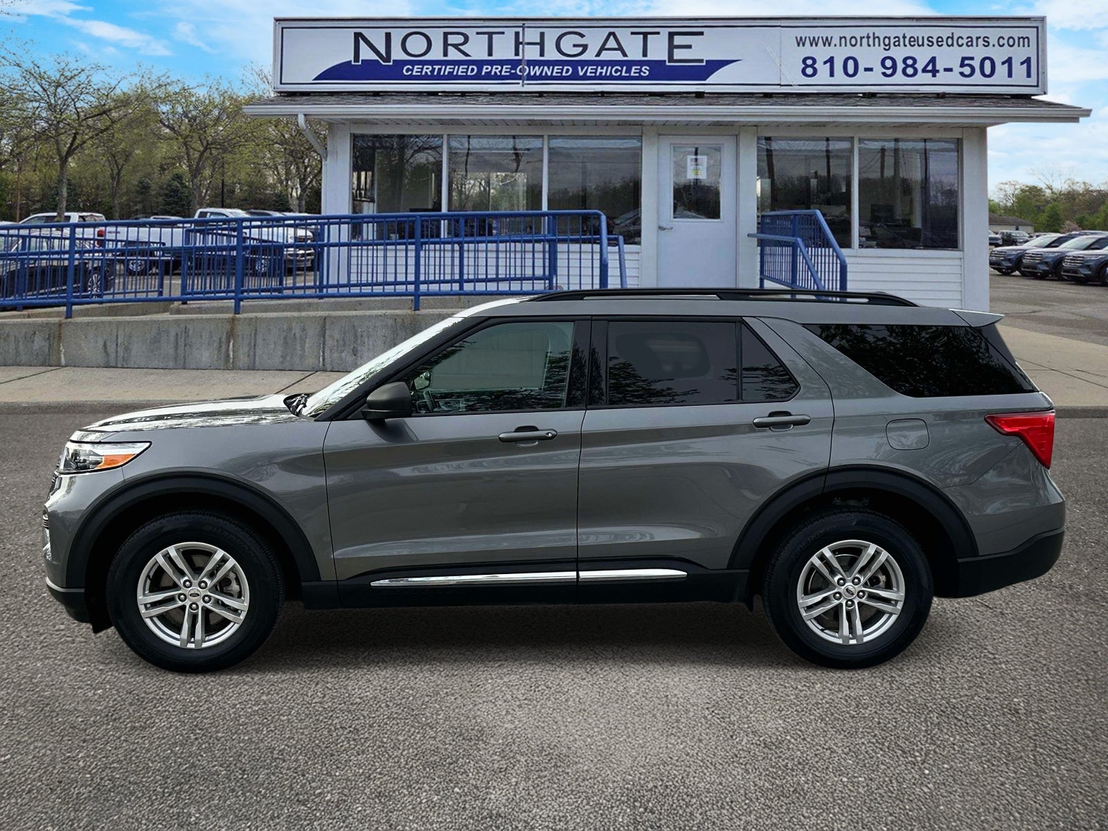 2024 Ford Explorer XLT 4WD