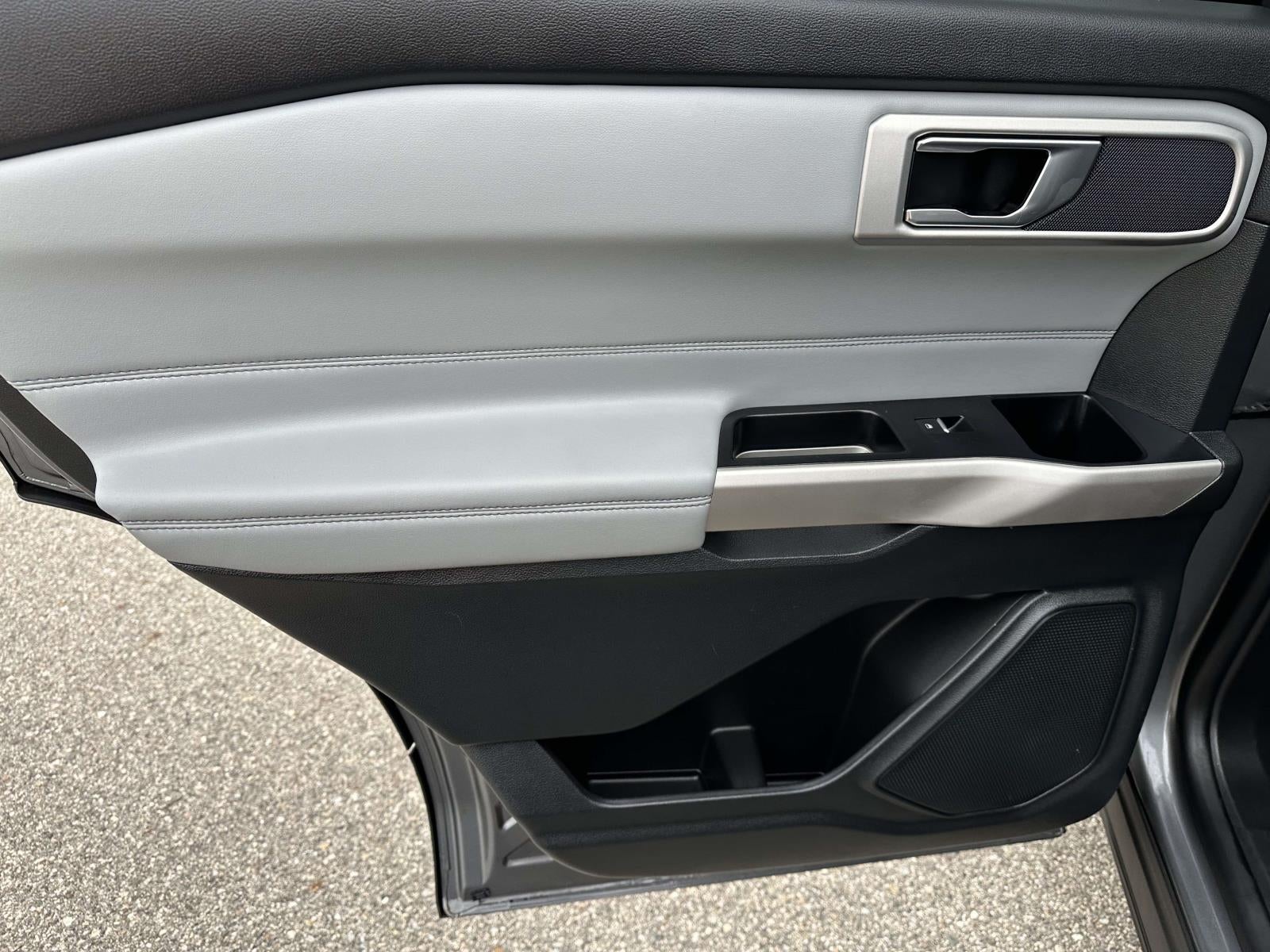 2022 Ford Explorer XLT 4WD