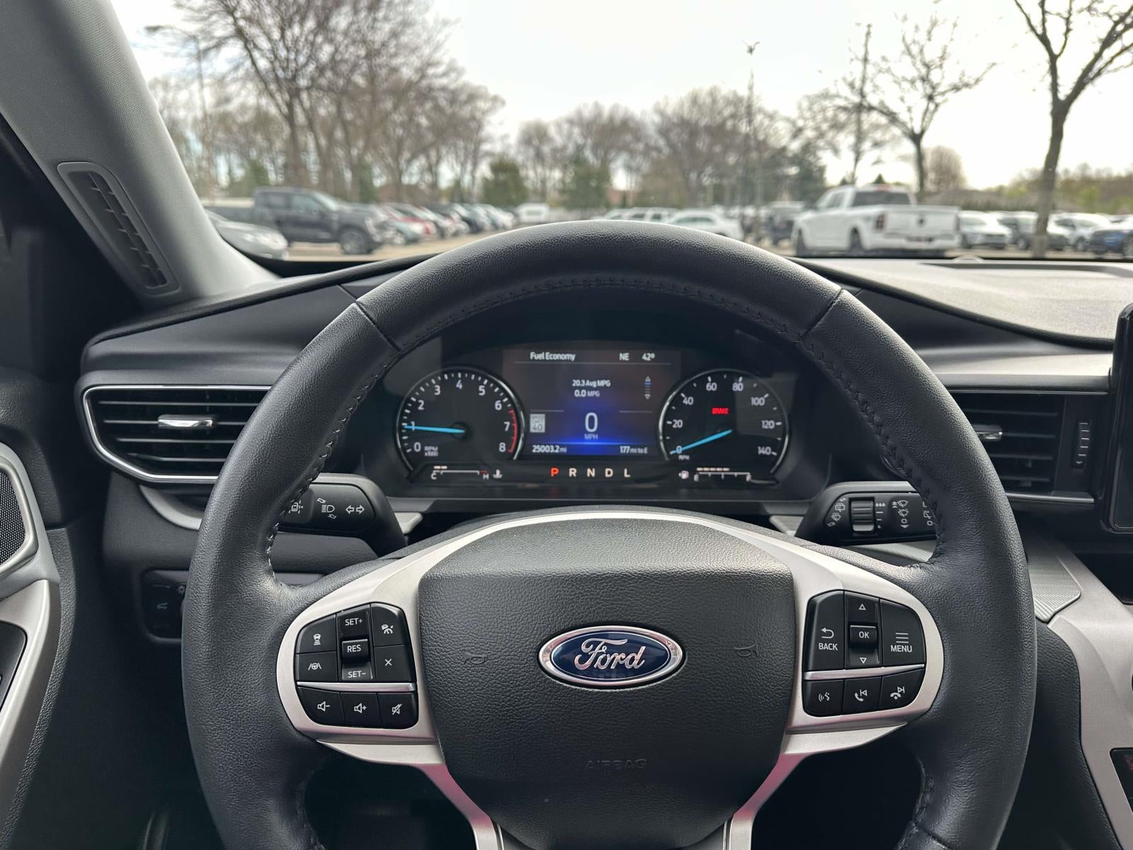 2023 Ford Explorer XLT 4WD