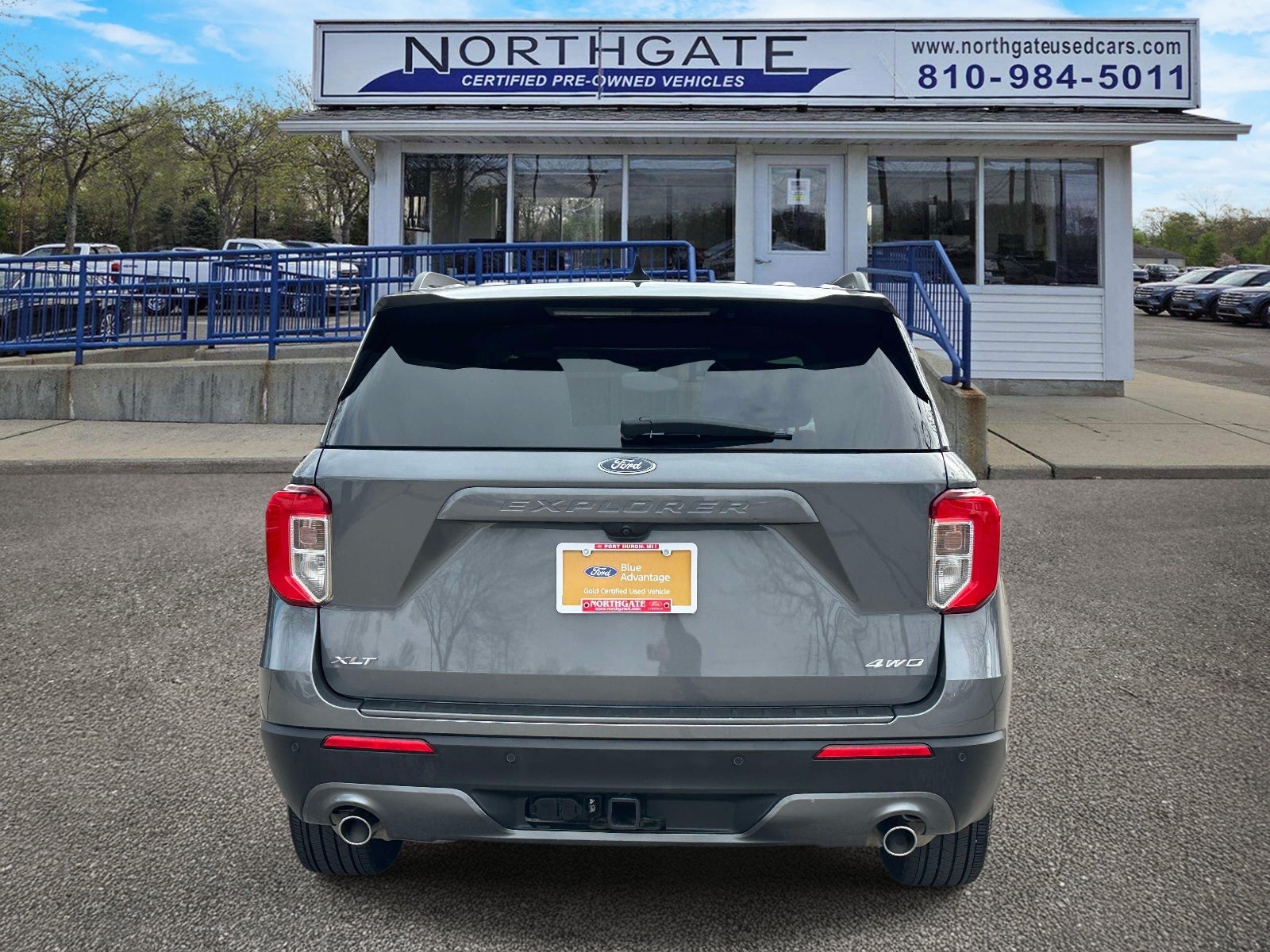 2023 Ford Explorer XLT 4WD