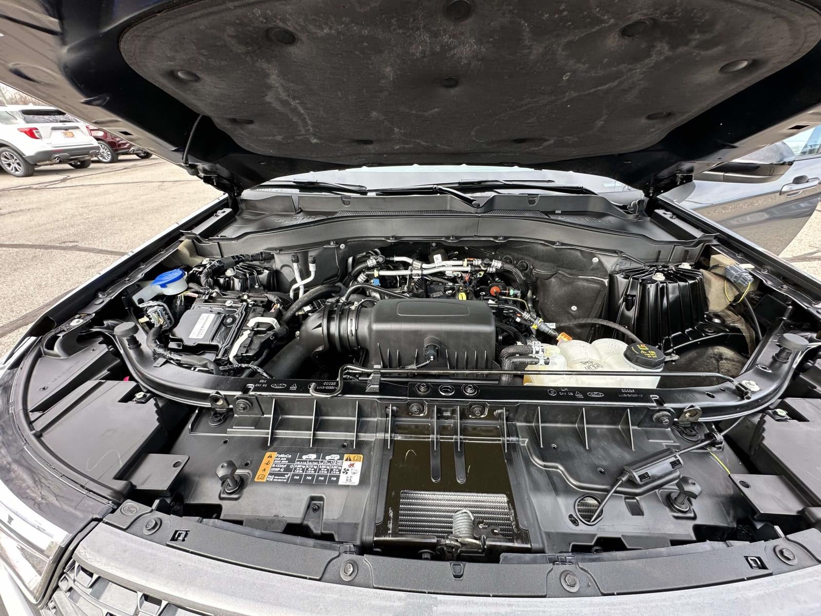 2023 Ford Explorer XLT 4WD