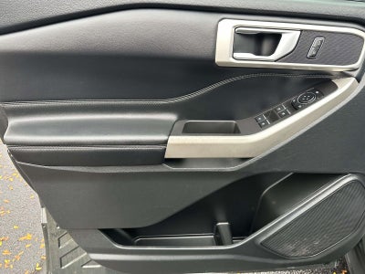 2023 Ford Explorer XLT 4WD