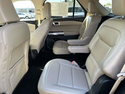2024 Ford Explorer XLT 4WD