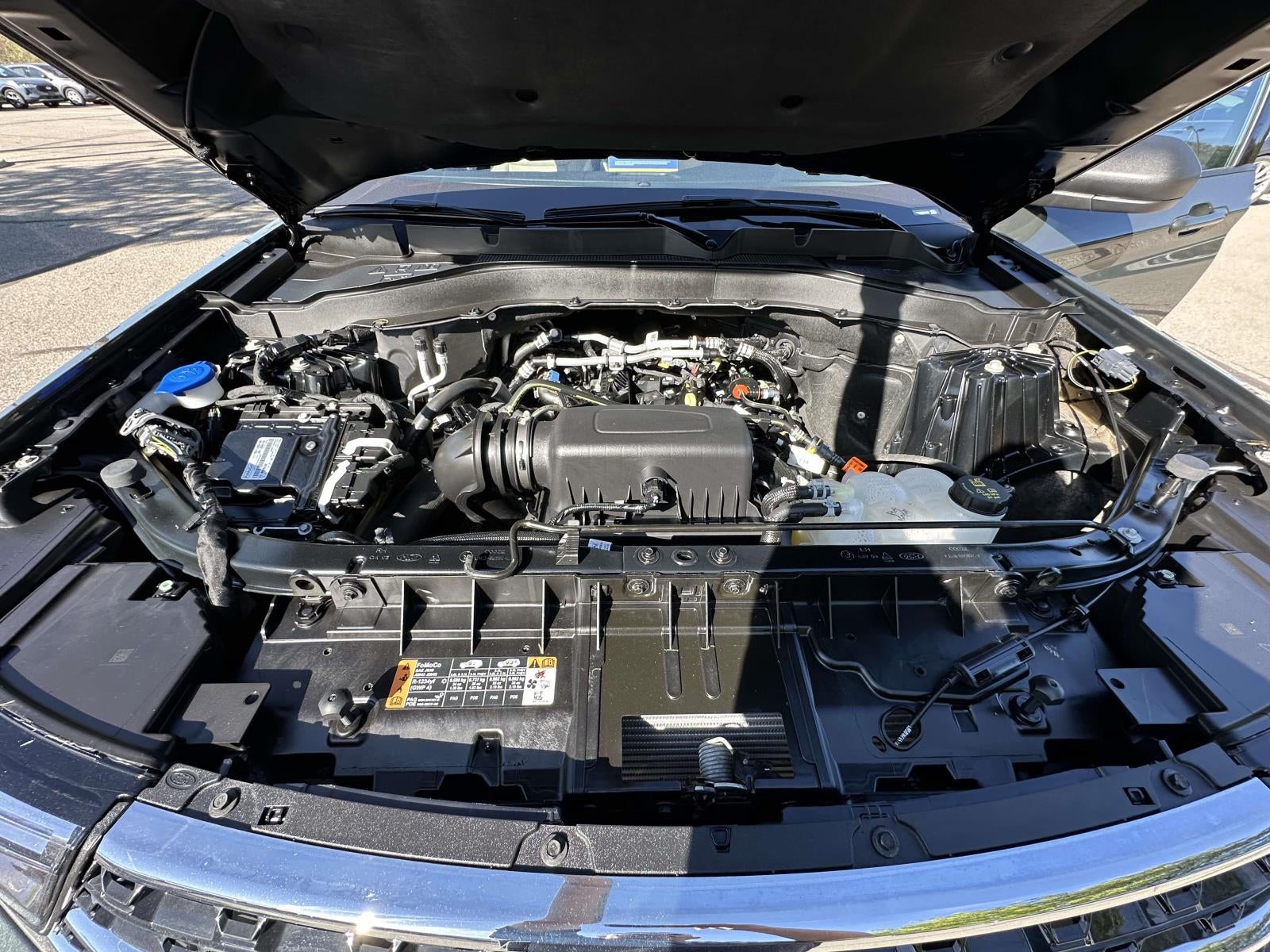 2024 Ford Explorer XLT 4WD