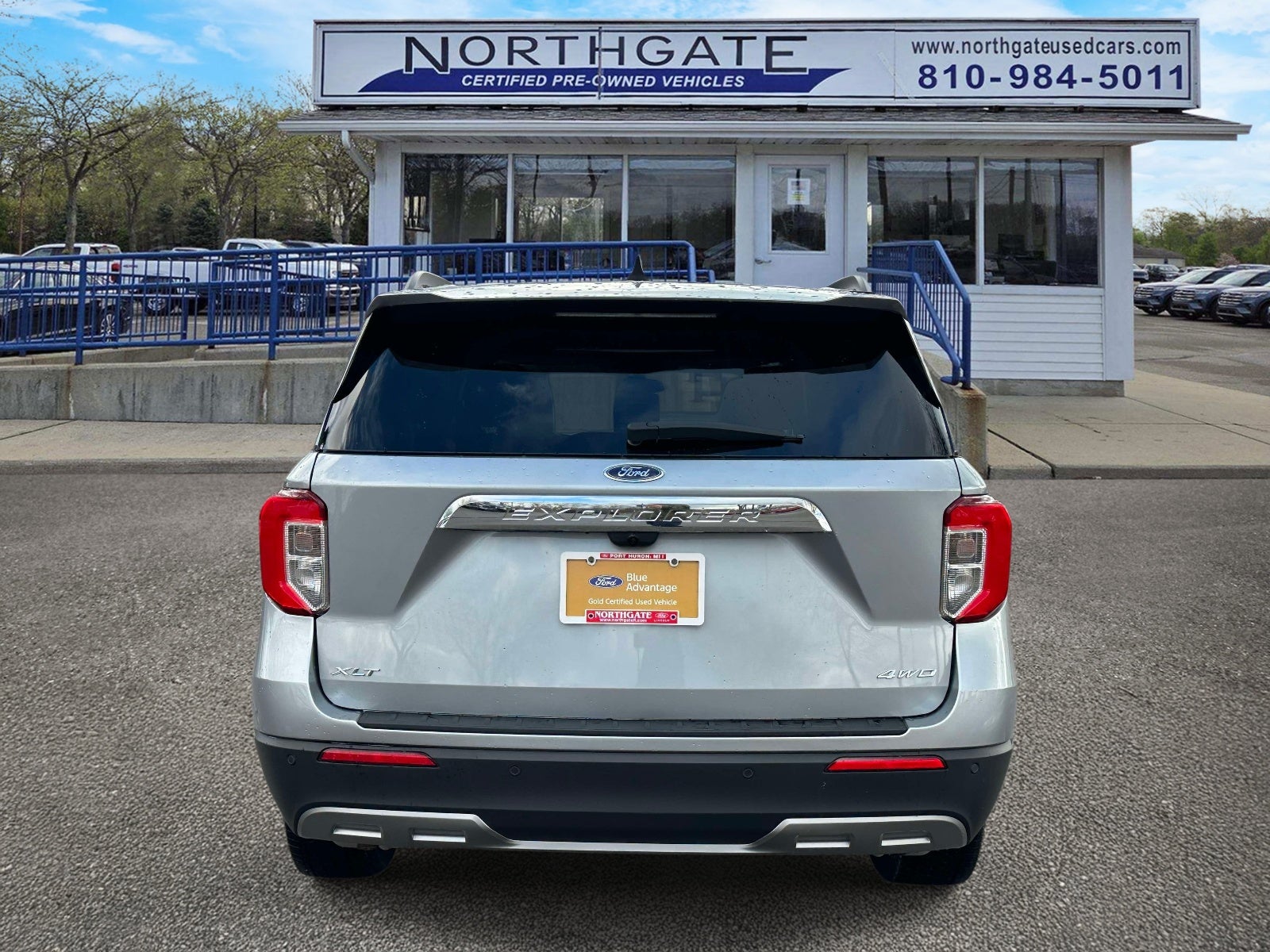 2023 Ford Explorer XLT 4WD