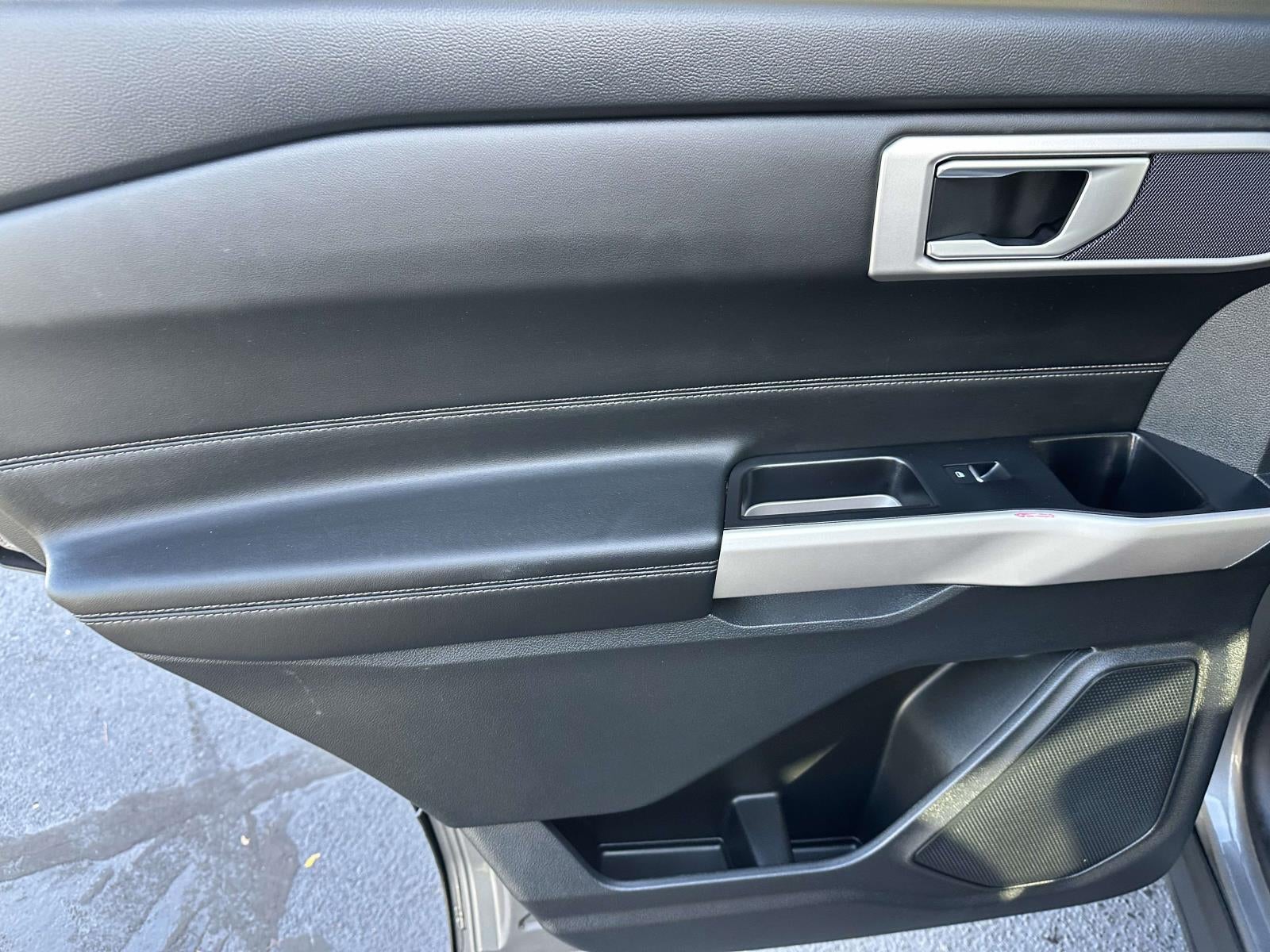 2023 Ford Explorer XLT 4WD