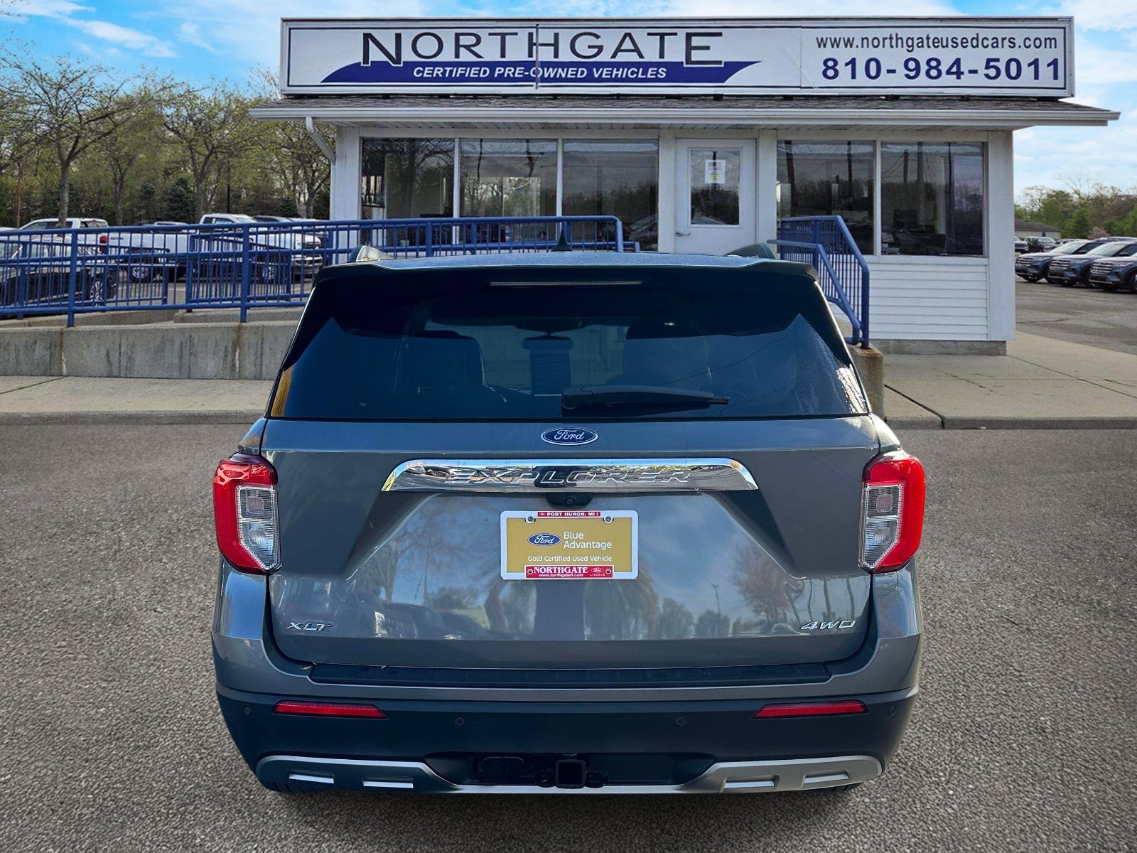 2023 Ford Explorer XLT 4WD