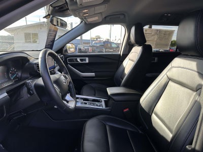 2023 Ford Explorer XLT 4WD