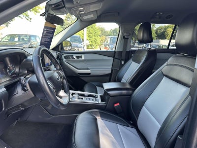2023 Ford Explorer XLT 4WD