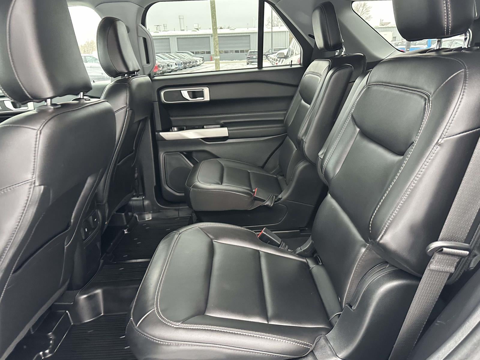 2023 Ford Explorer XLT 4WD