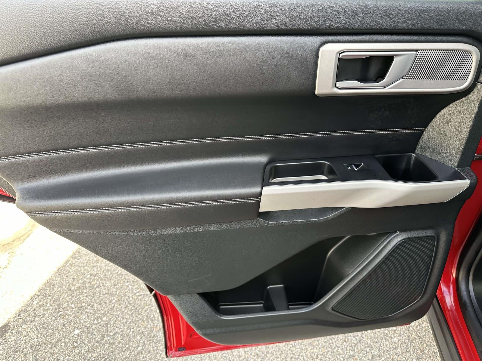 2023 Ford Explorer XLT 4WD