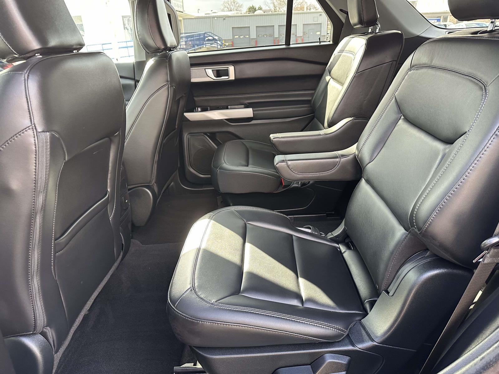 2023 Ford Explorer XLT 4WD