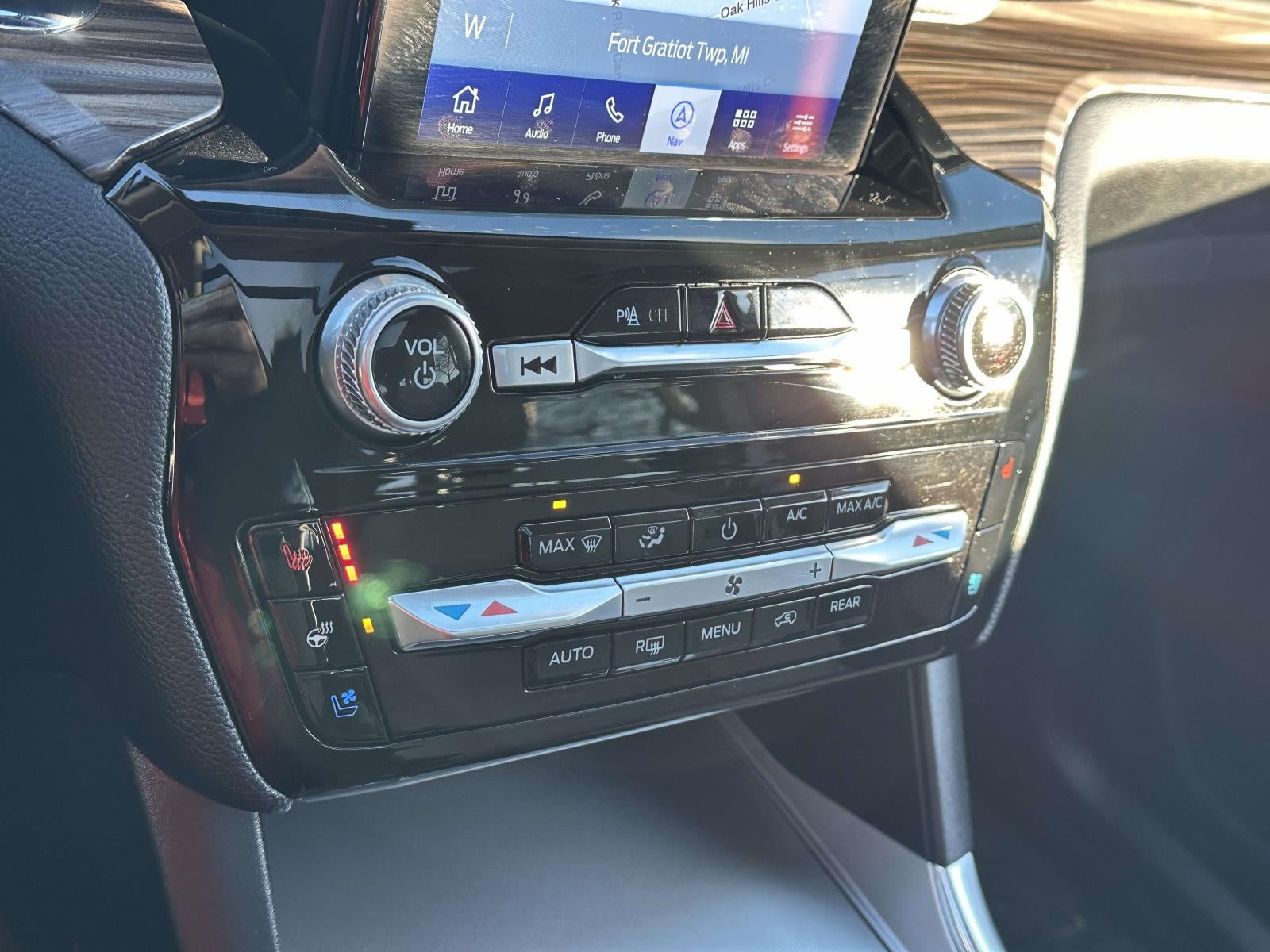 2023 Ford Explorer Limited 4WD