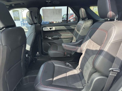 2024 Ford Explorer ST-Line 4WD