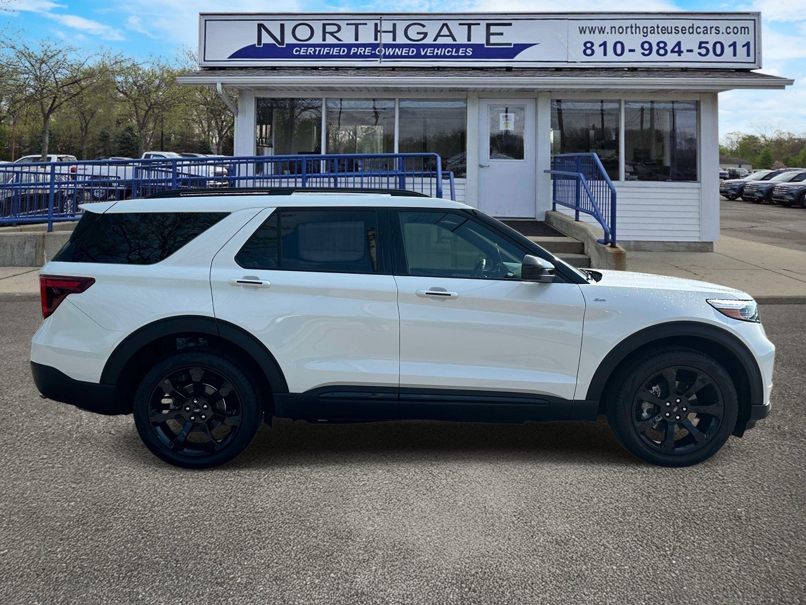 2024 Ford Explorer ST-Line 4WD