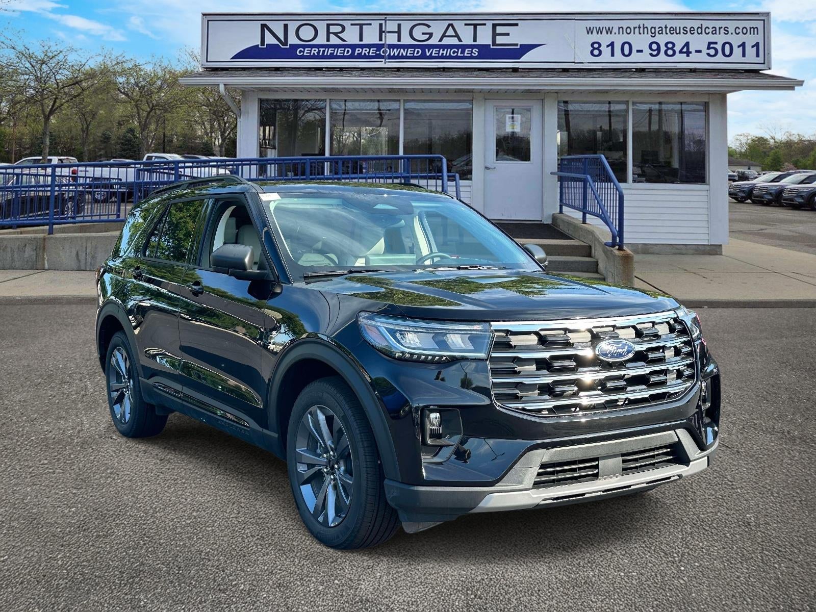 2026 Ford Explorer Active w/100A Pkg 4WD