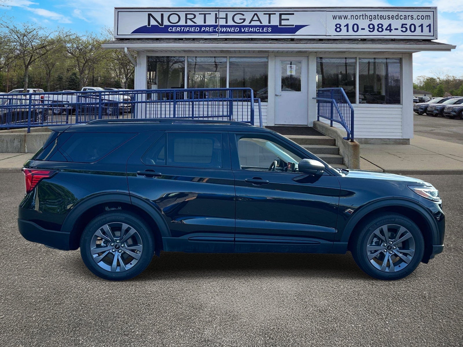 2026 Ford Explorer Active w/100A Pkg 4WD
