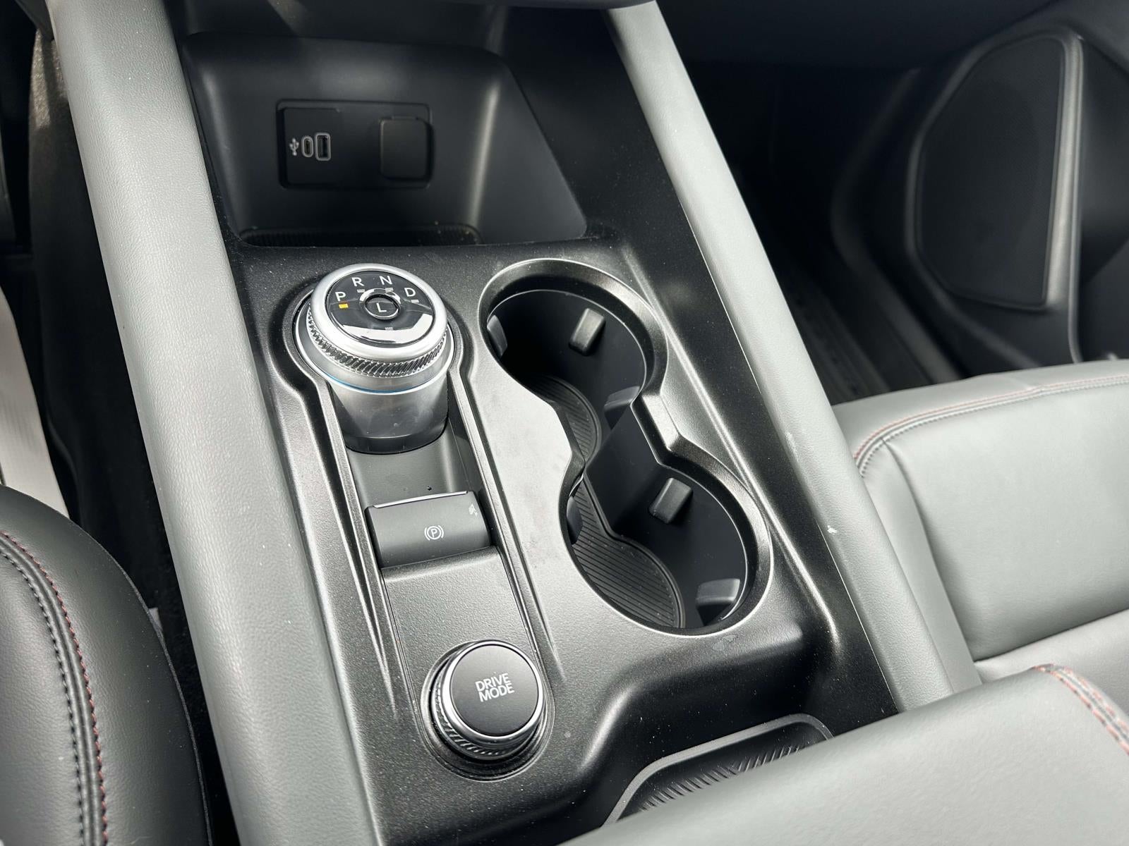 2026 Ford Explorer Active w/100A Pkg 4WD