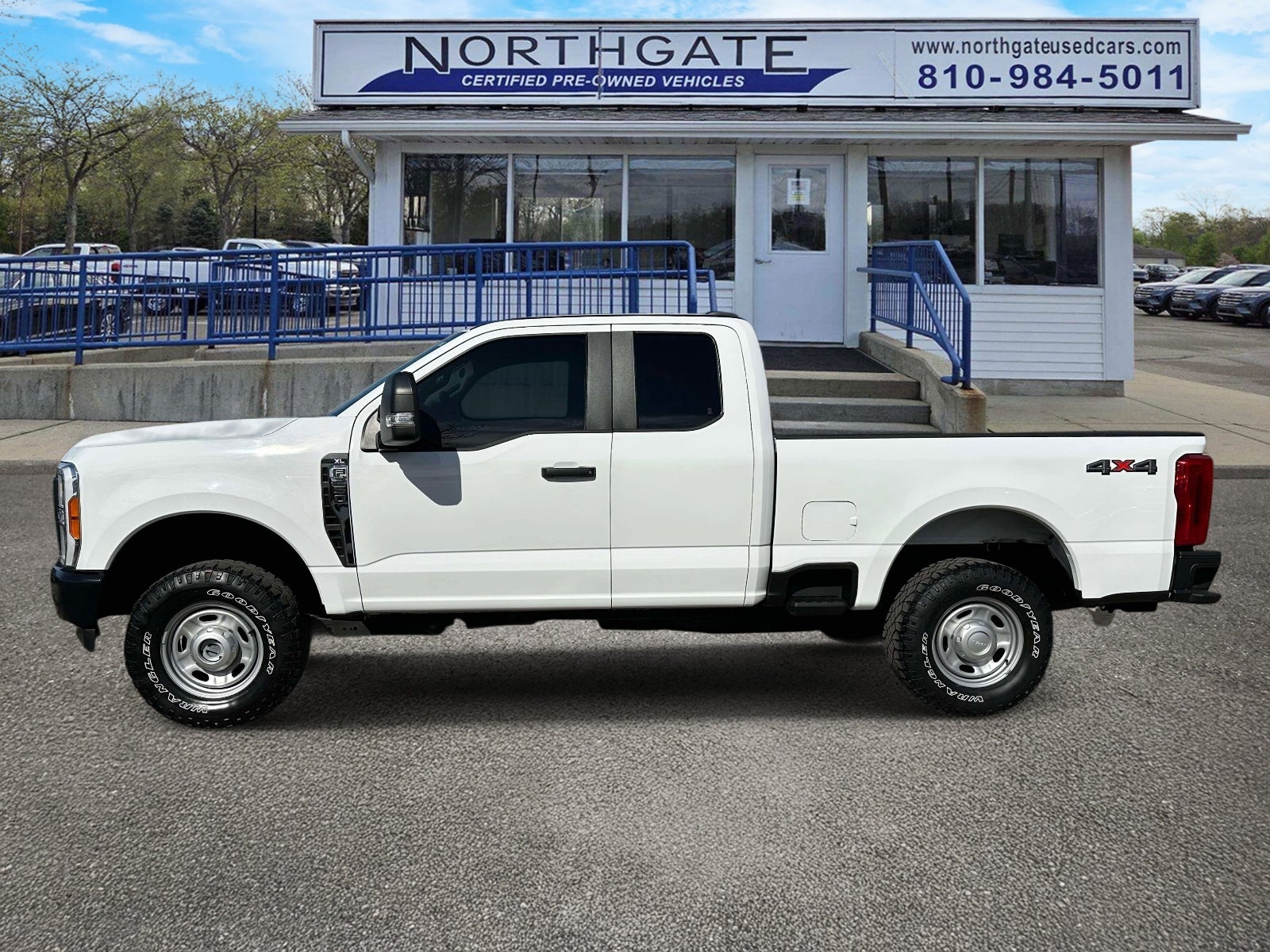 2023 Ford Super Duty F-250 SRW XL 4WD SuperCab 6.75' Box