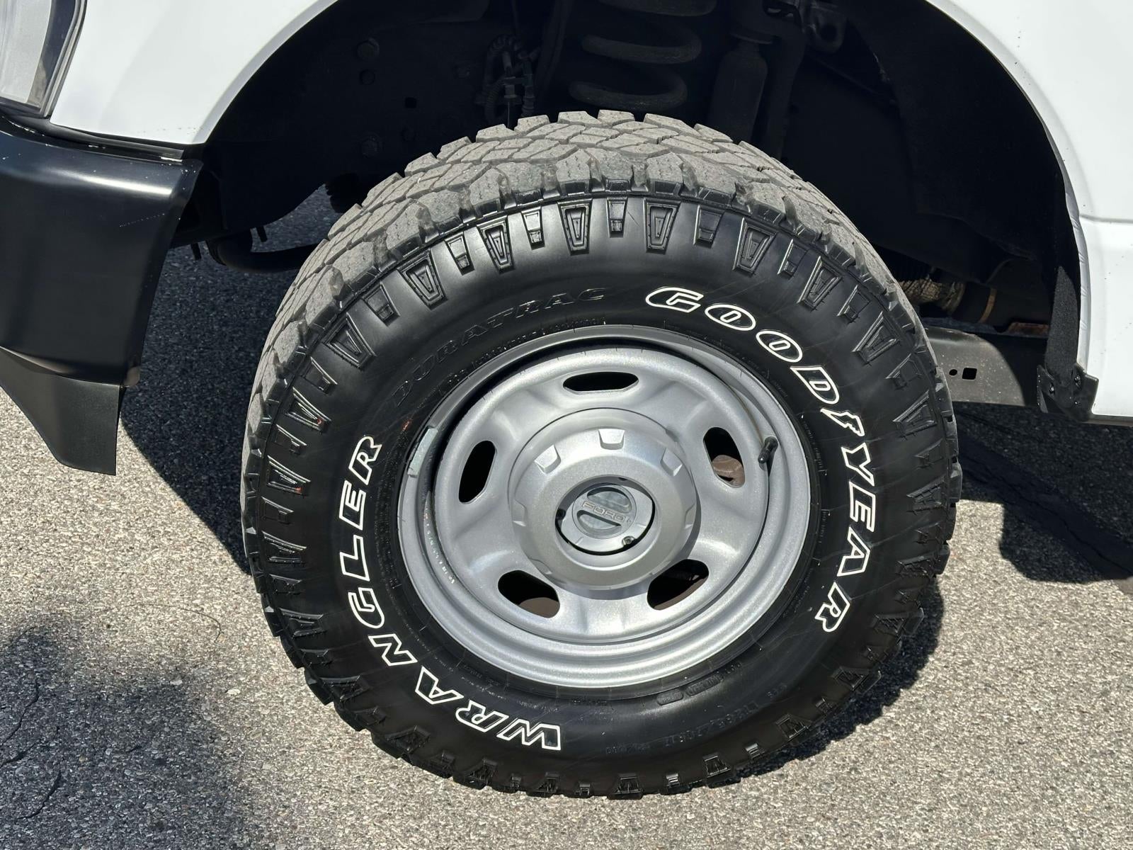 2023 Ford Super Duty F-250 SRW XL 4WD SuperCab 6.75' Box