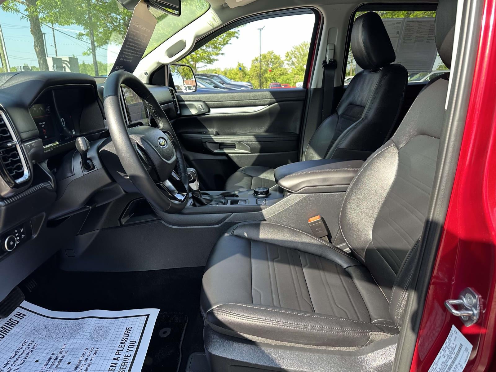 2025 Ford Ranger LARIAT 4WD SuperCrew 5' Box