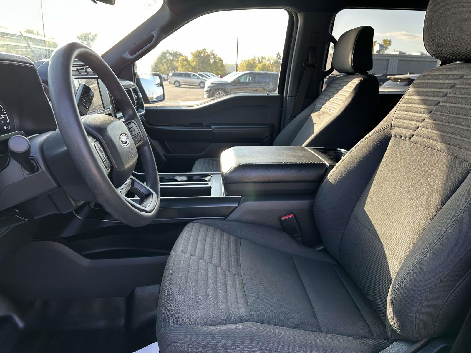 2023 Ford F-150 XL 4WD SuperCrew 5.5' Box