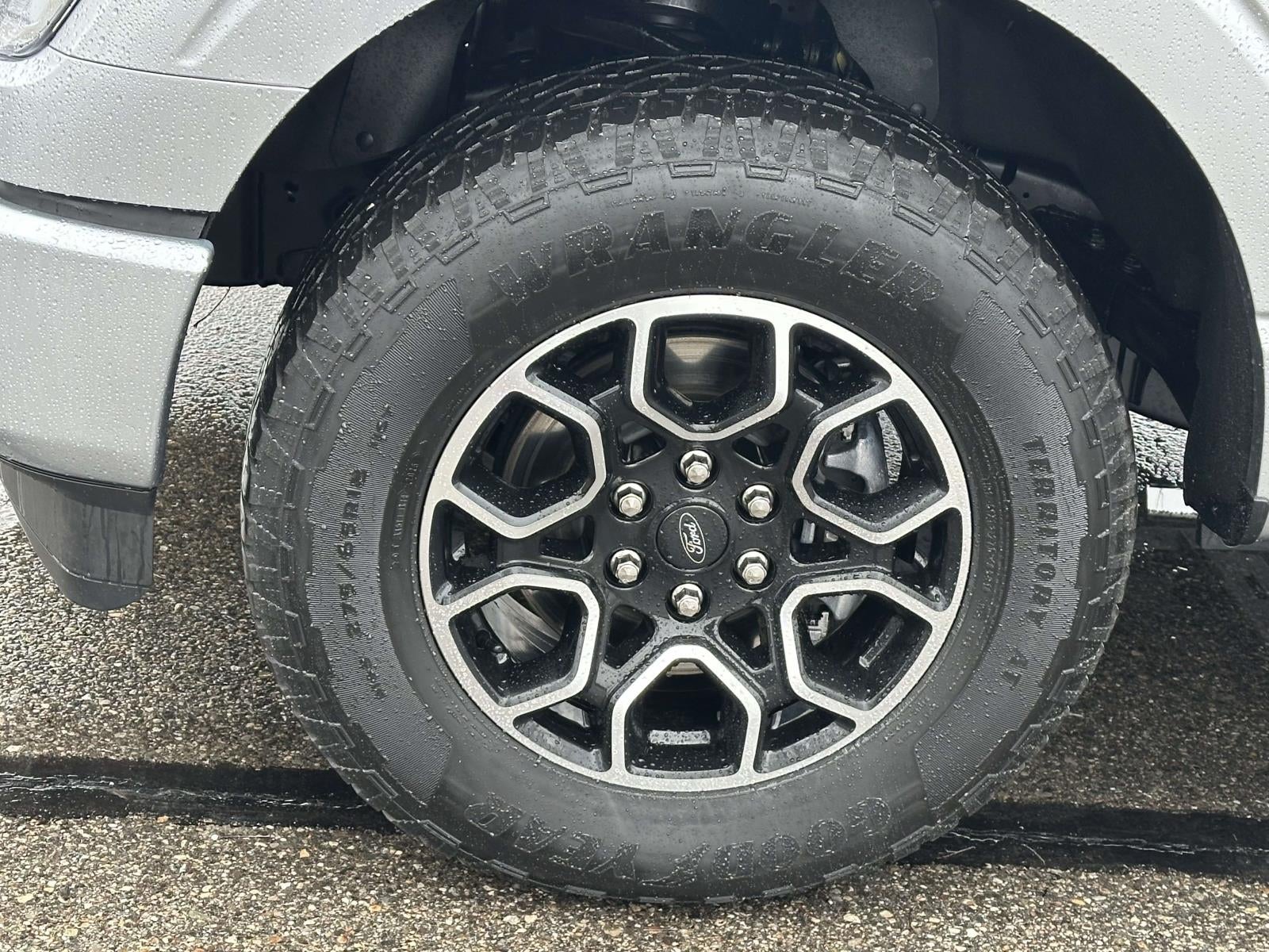 2023 Ford F-150 XLT 4WD SuperCrew 5.5' Box