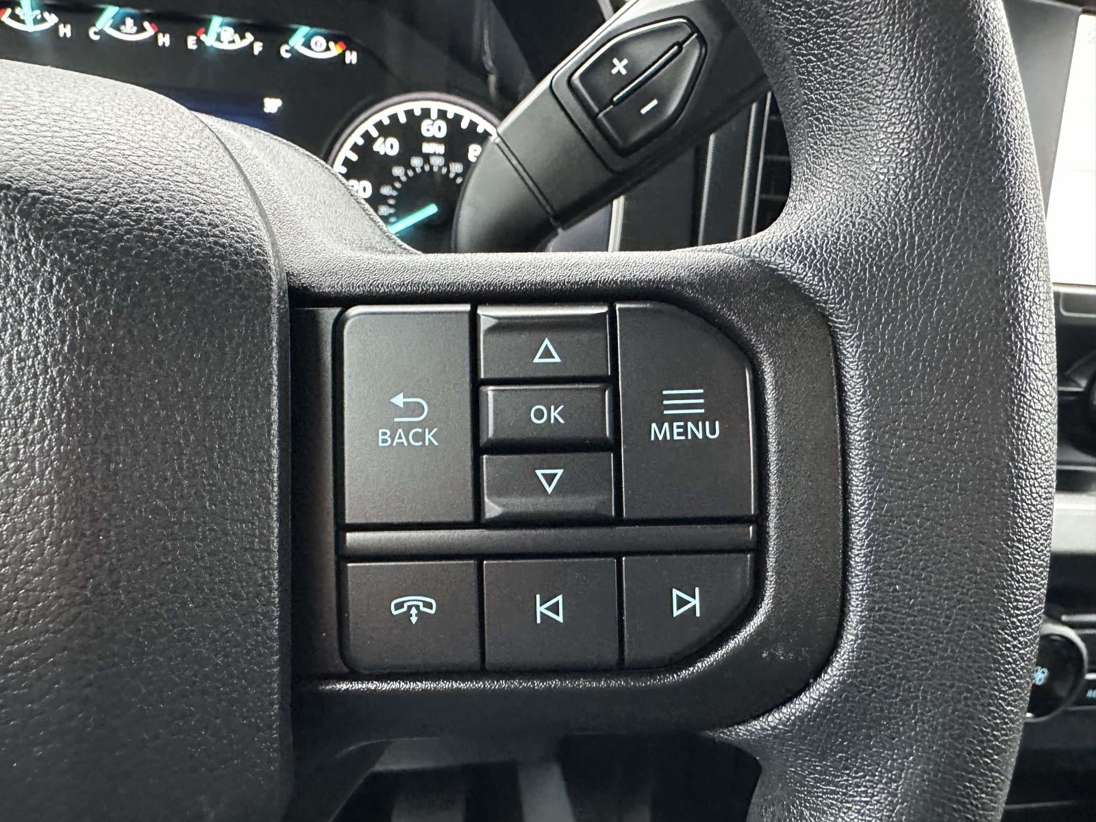 2023 Ford F-150 XL 4WD SuperCrew 5.5' Box