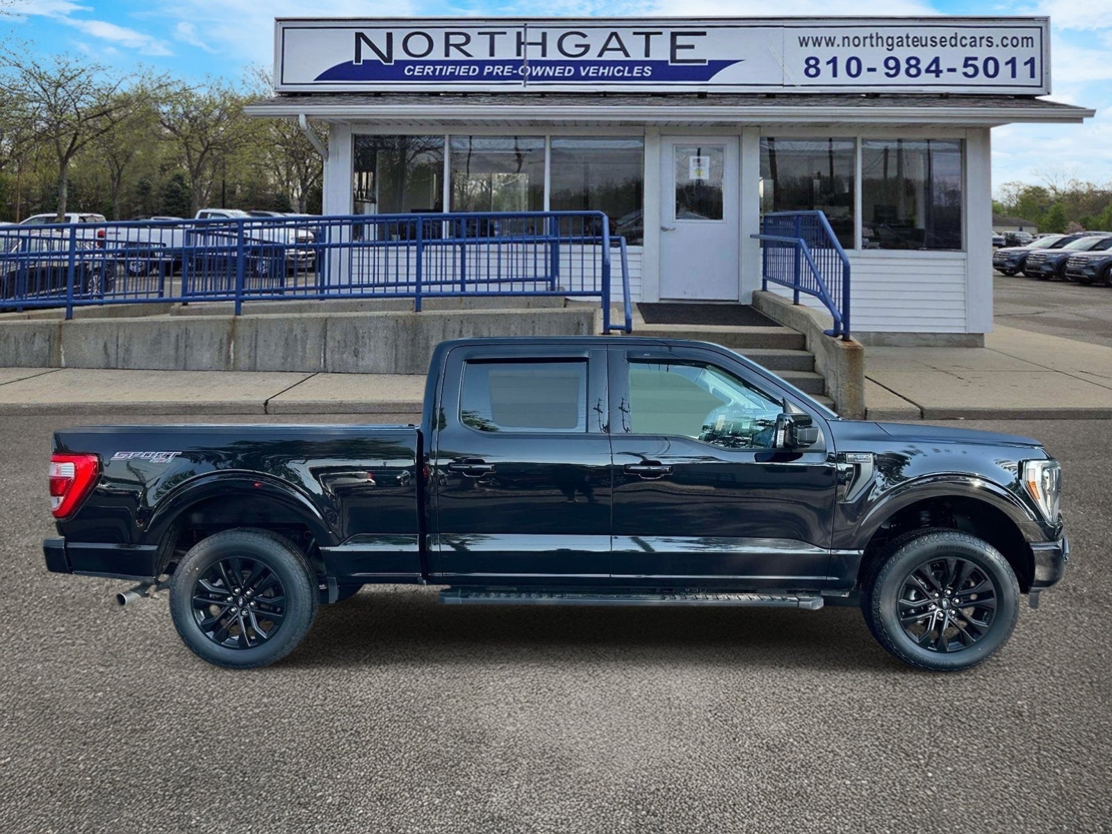 2023 Ford F-150 LARIAT 4WD SuperCrew 5.5' Box