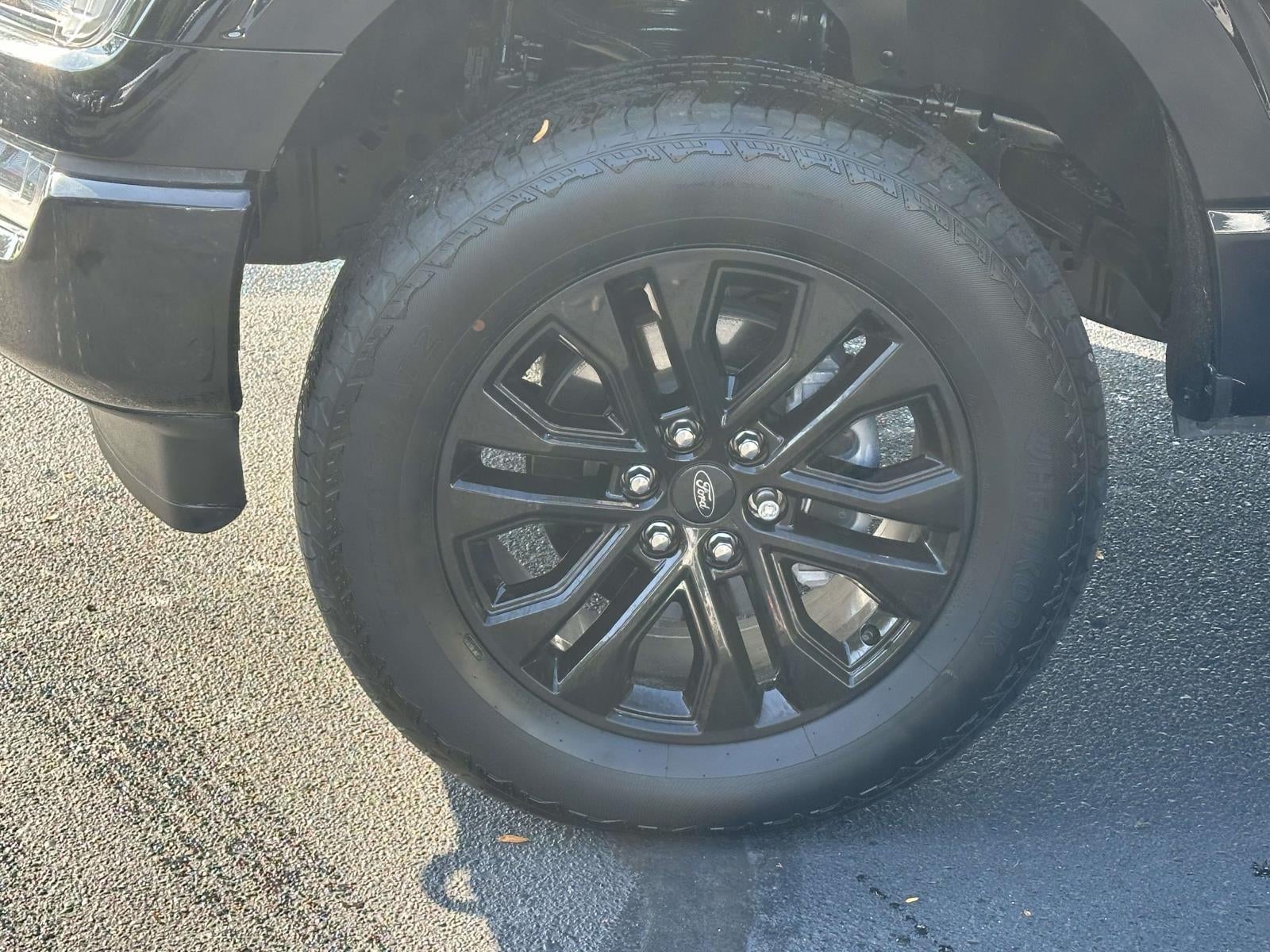 2023 Ford F-150 LARIAT 4WD SuperCrew 5.5' Box