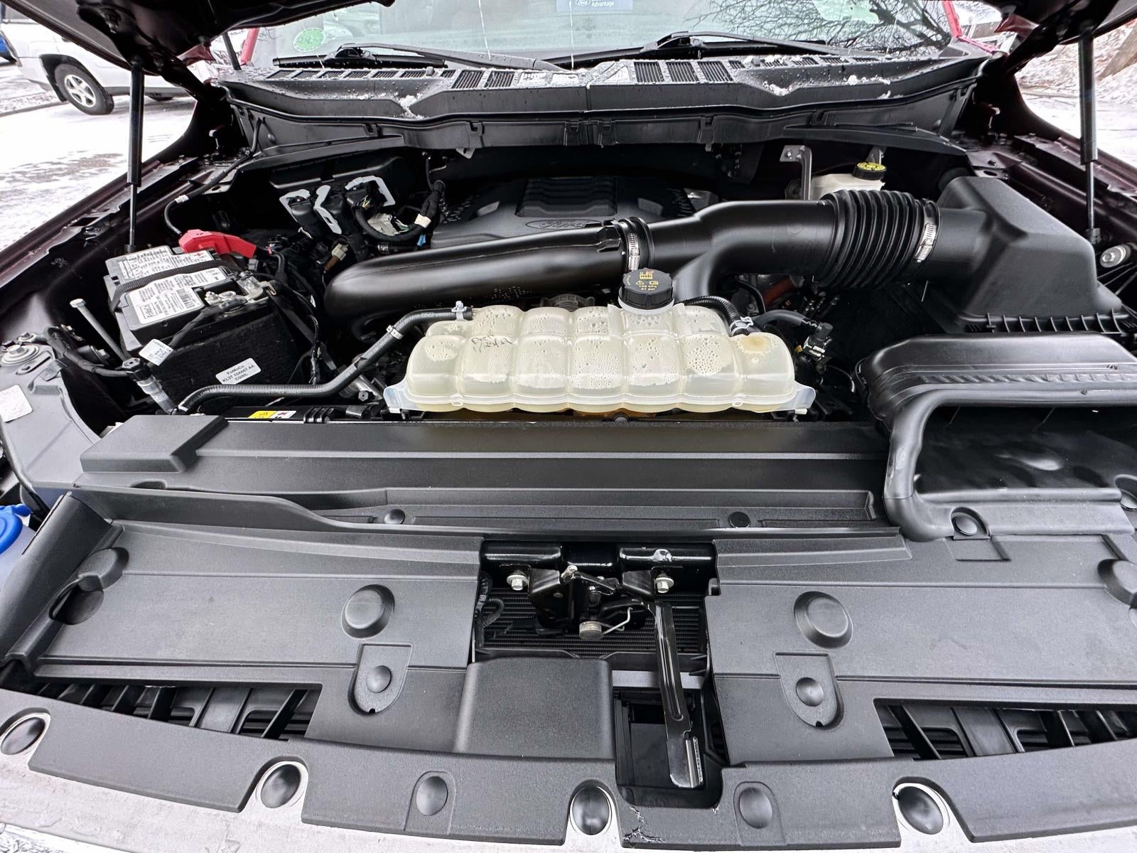 2022 Ford F-150 LARIAT 4WD SuperCrew 5.5' Box