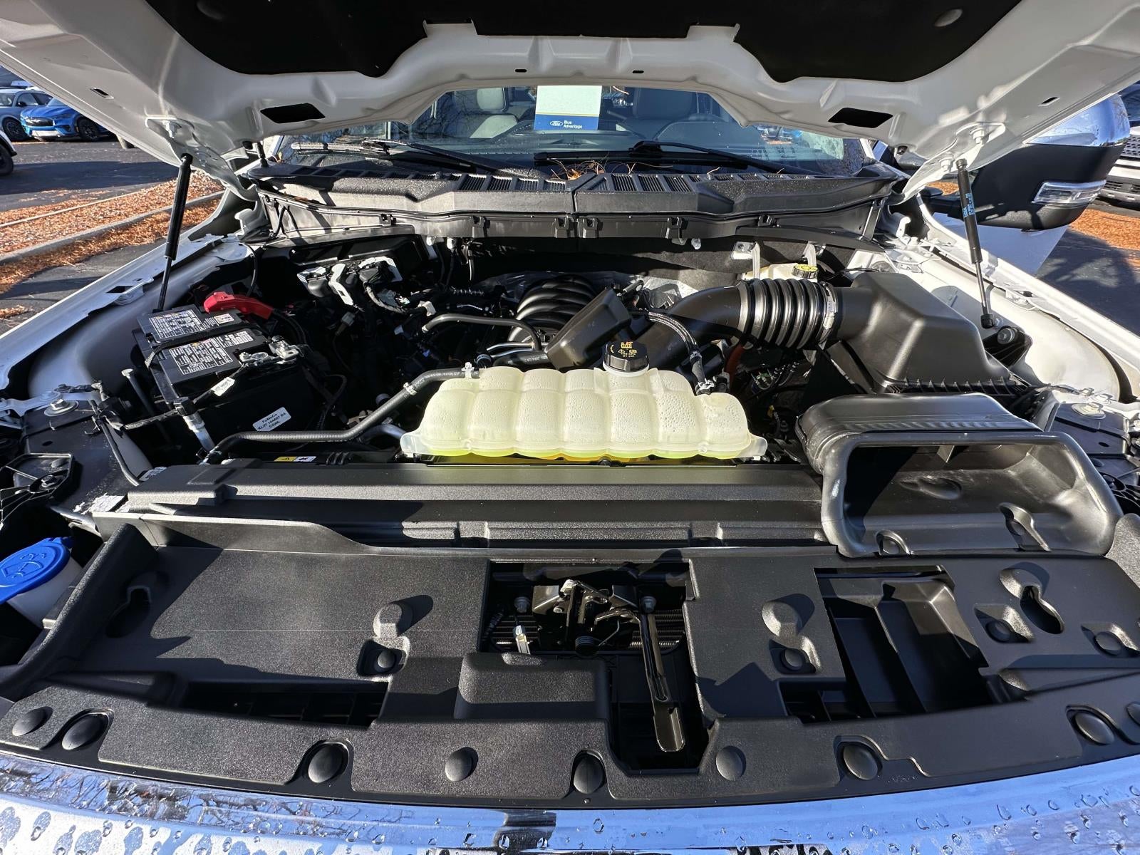 2025 Ford F-150 LARIAT 4WD SuperCrew 5.5' Box
