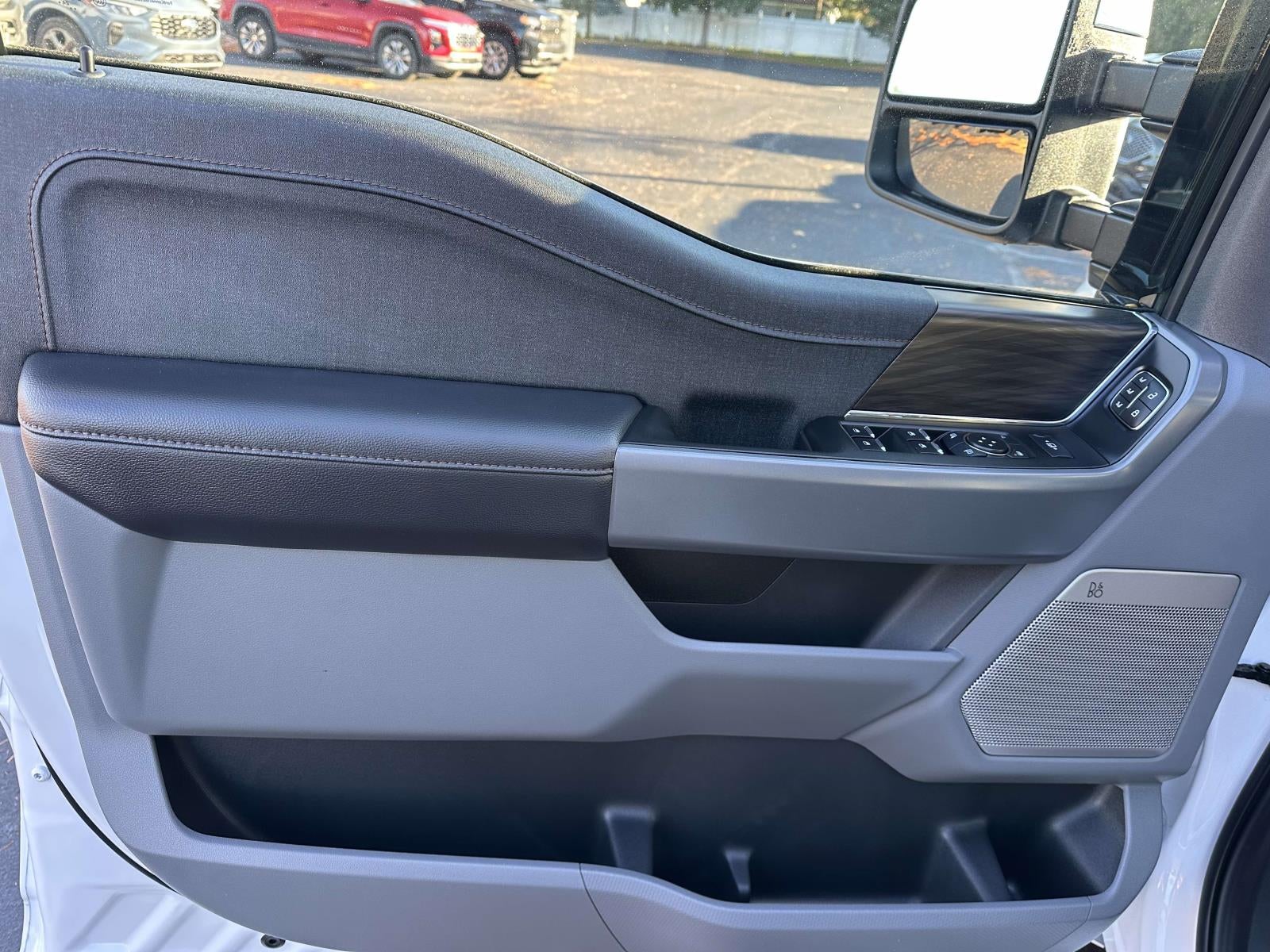 2025 Ford F-150 LARIAT 4WD SuperCrew 5.5' Box