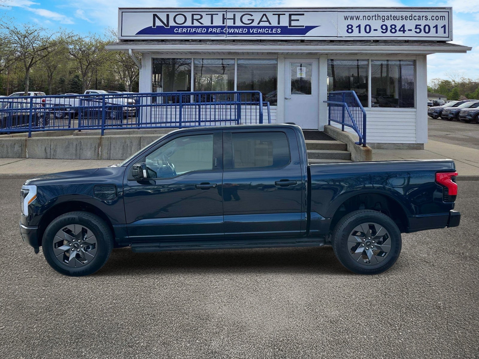 2023 Ford F-150 Lightning XLT 4WD SuperCrew 5.5' Box