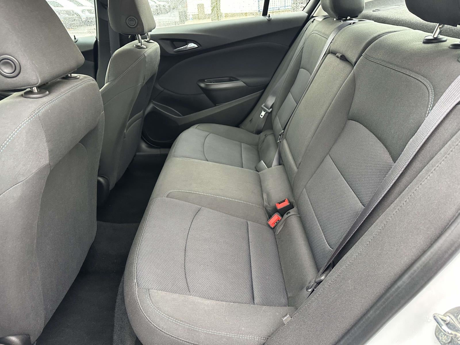 2017 Chevrolet Cruze 4dr Sdn 1.4L LT w/1SD