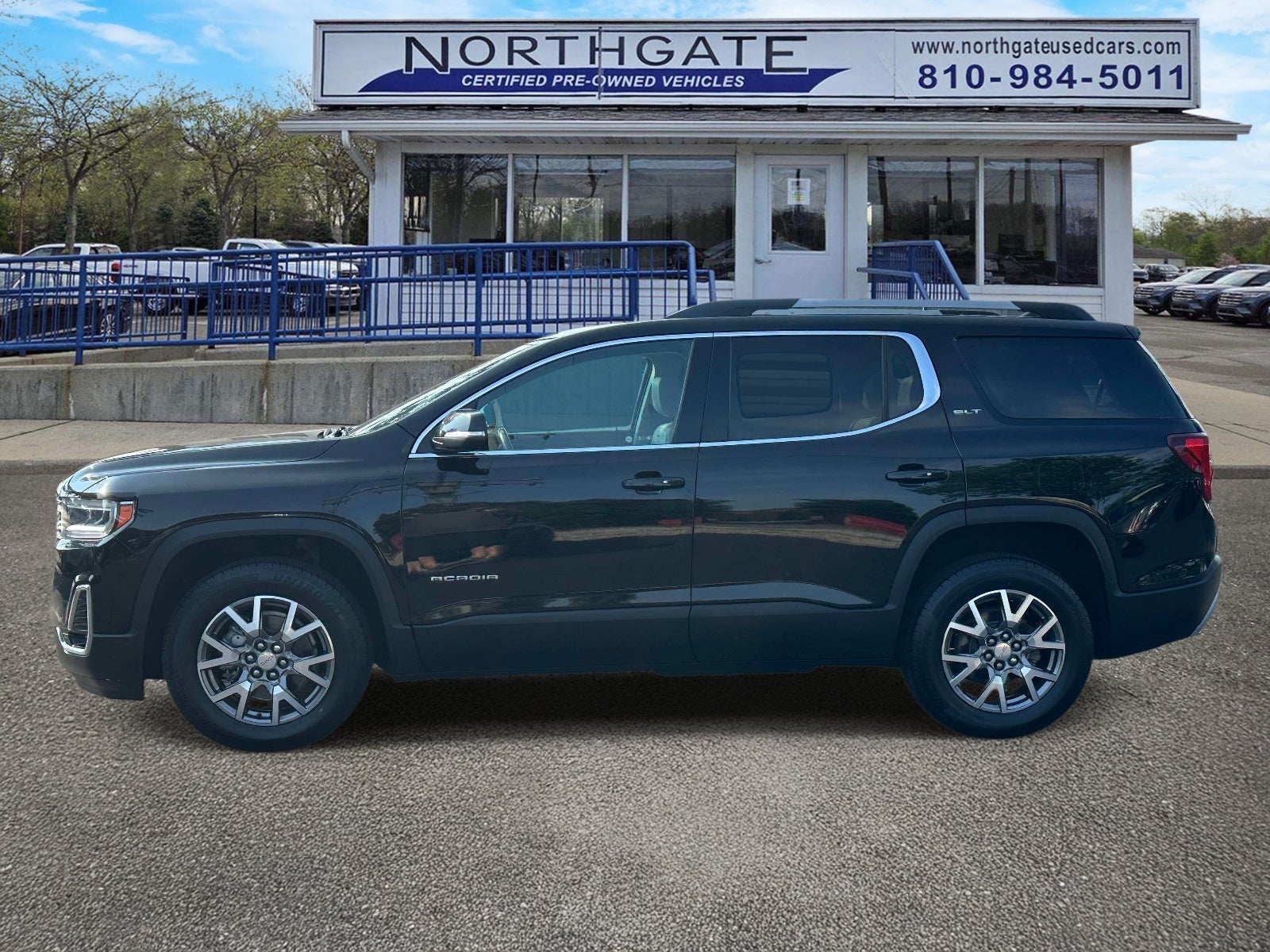 2021 GMC Acadia FWD 4dr SLT
