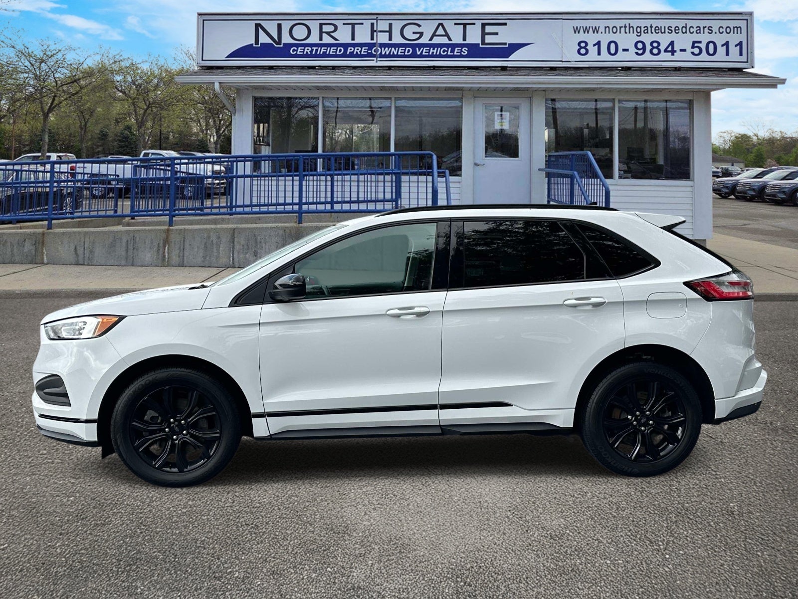 2023 Ford Edge SE AWD