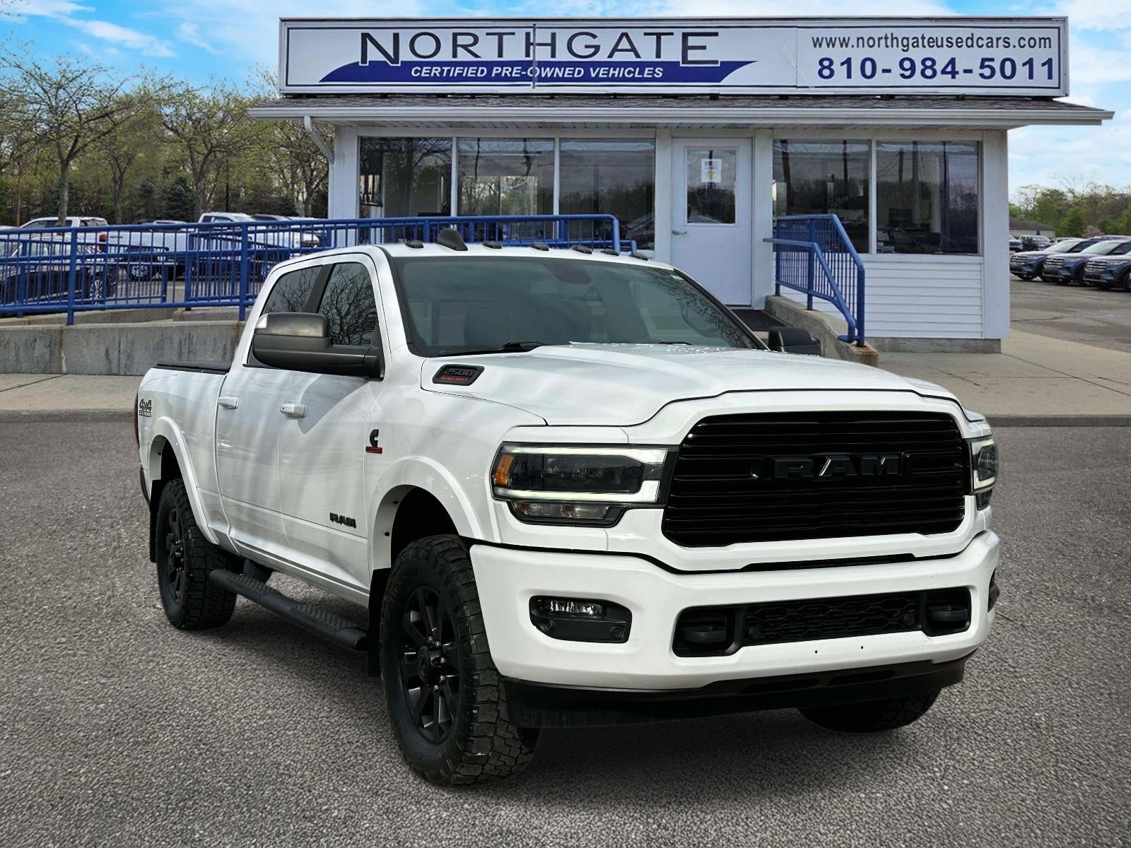 2020 RAM 2500 Laramie 4x4 Crew Cab 6'4 Box