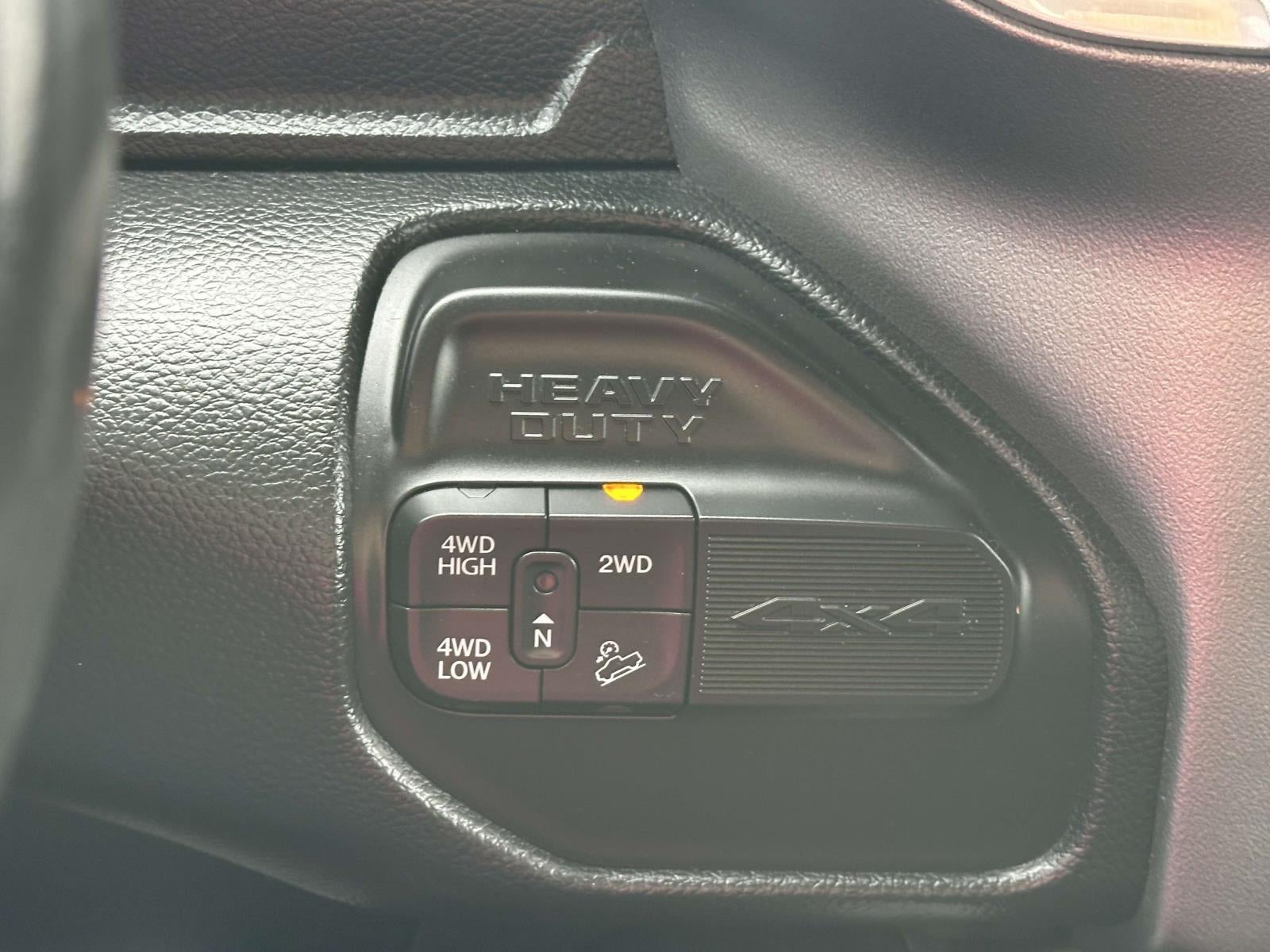 2020 RAM 2500 Laramie 4x4 Crew Cab 6'4 Box
