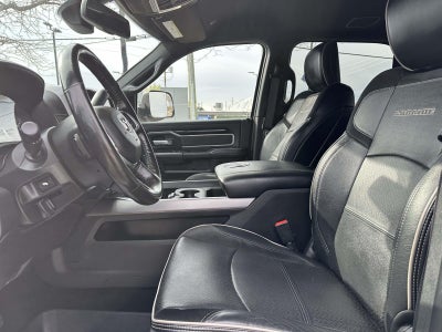2020 RAM 2500 Laramie 4x4 Crew Cab 6'4 Box